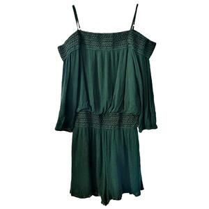 Purple Snow Romper‎ Dark Green Textured and Lace Accents Off-Shoulder Medium